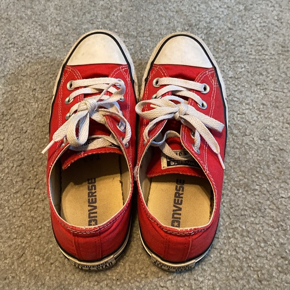 Red Converse - Picture 4 of 7